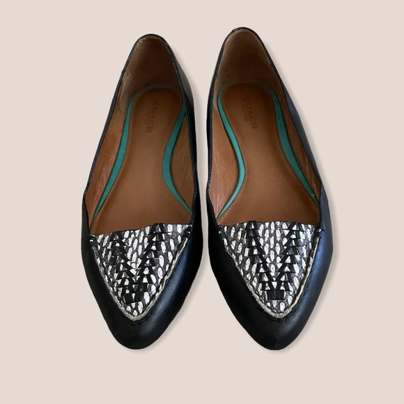 Coach Women’s Oakland 5.5 Flats Black Snake Shoe - Picture 2 of 6